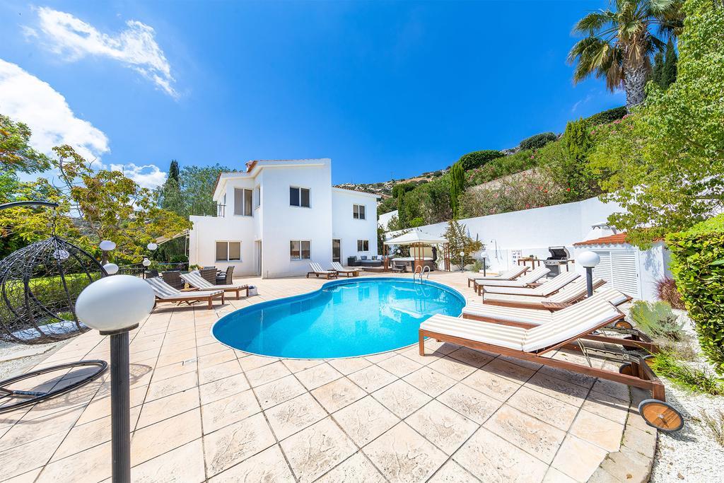 Villa Atlantica Peyia Exterior photo