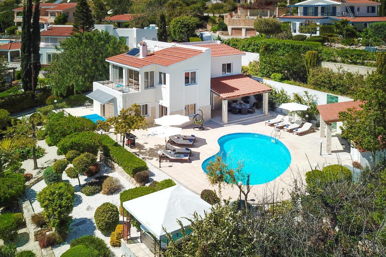 Villa Atlantica Peyia Exterior photo
